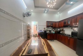 RẺ NHẤT KHU VỰC – Nhà mới 4 tầng Hiệp Bình Chánh – Hoàn công chuẩn – Hẻm xe hơi – Nhỉnh 5 tỷ